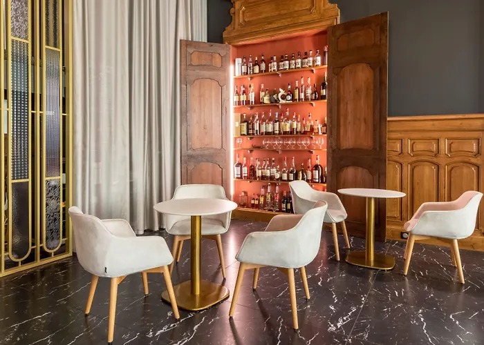 Hotel De France